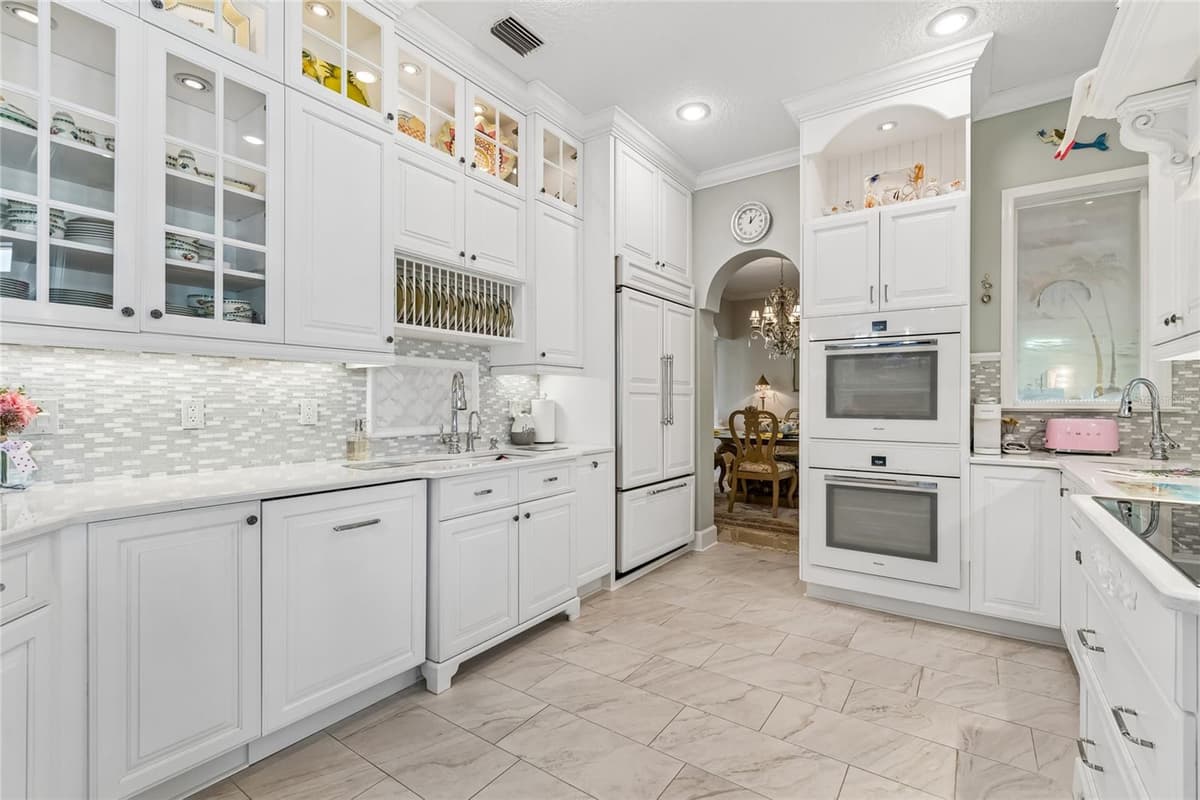 5851 CACHETTE DE RIVIERA COURT — photo 17 of 84