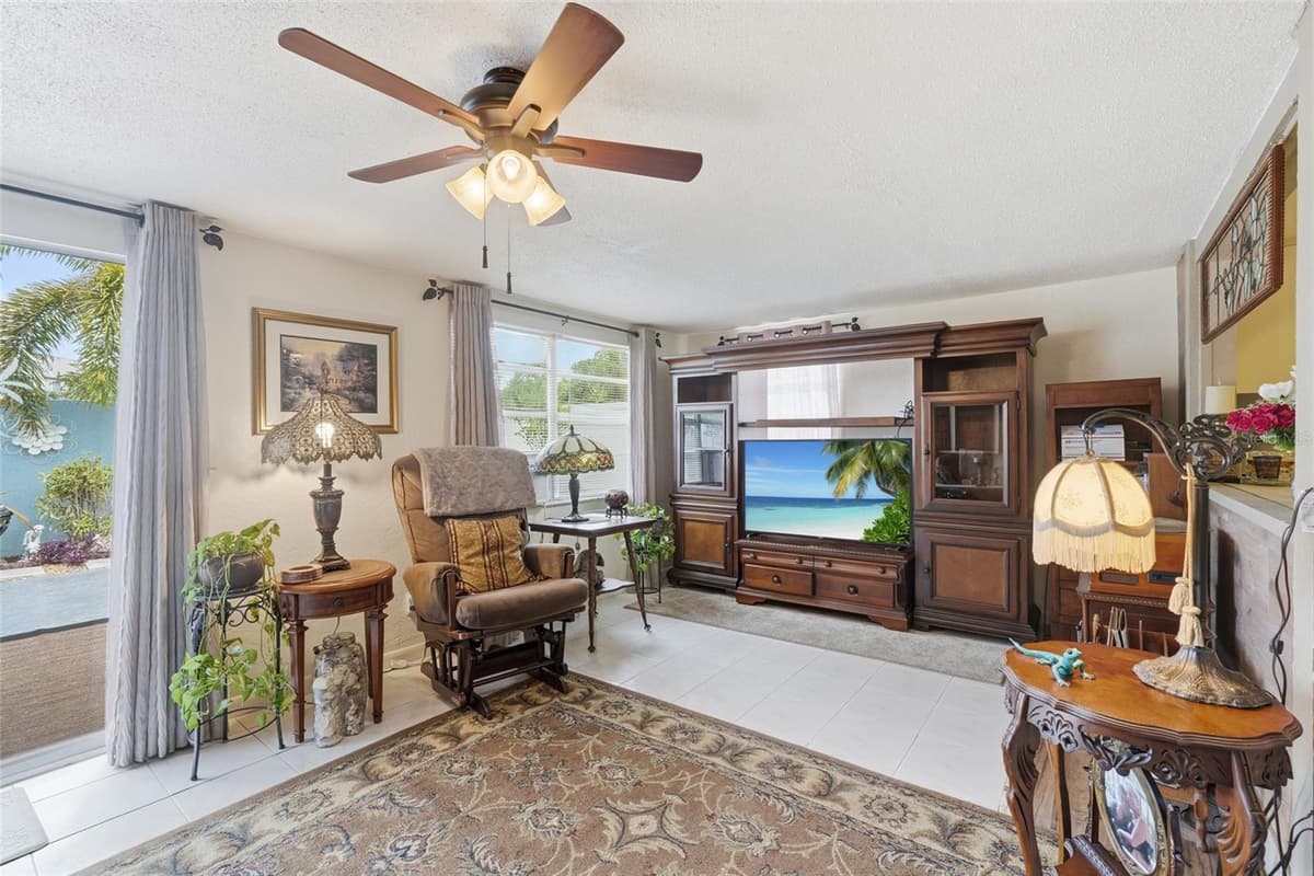 18441 ORANGECREST COURT — photo 19 of 39