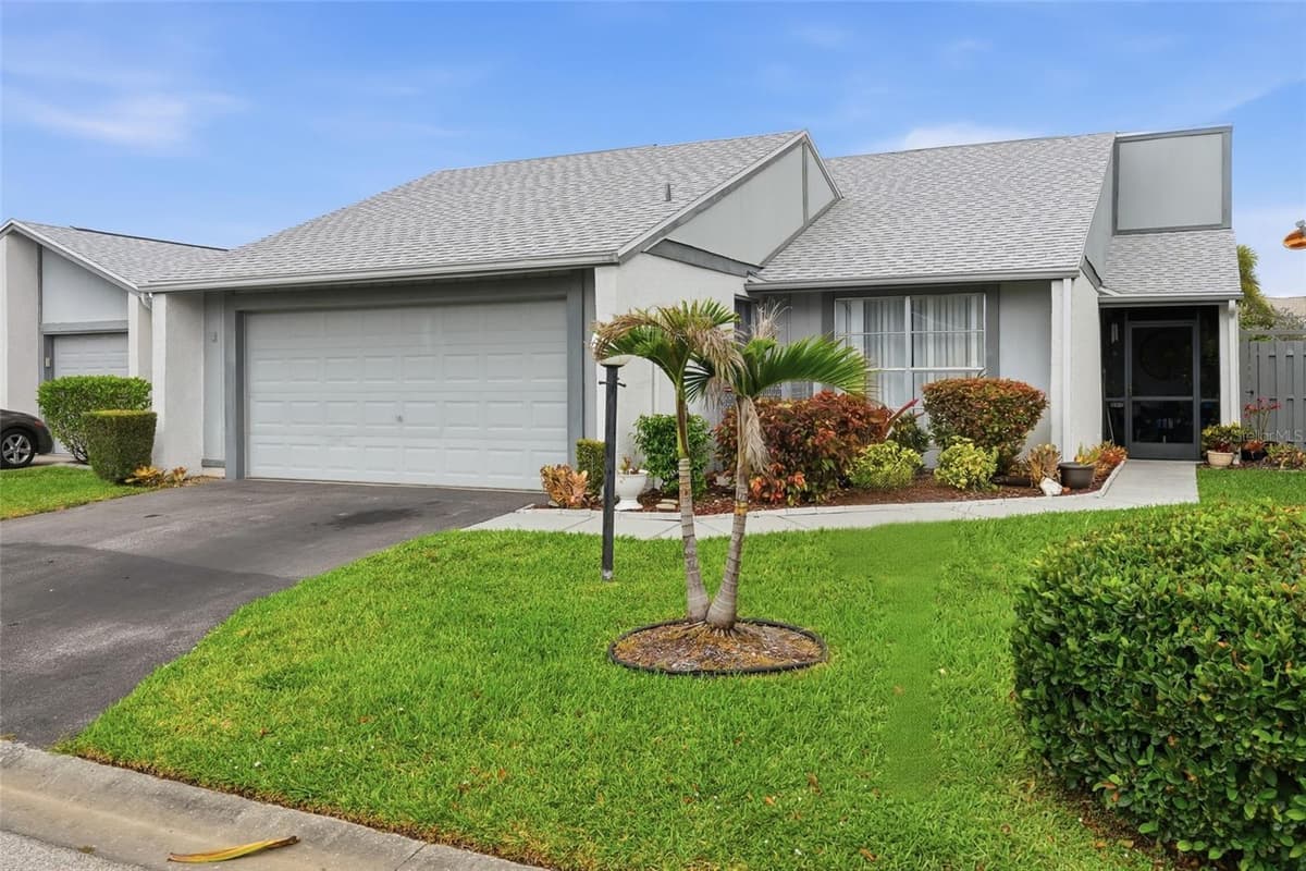 18441 ORANGECREST COURT — photo 4 of 39