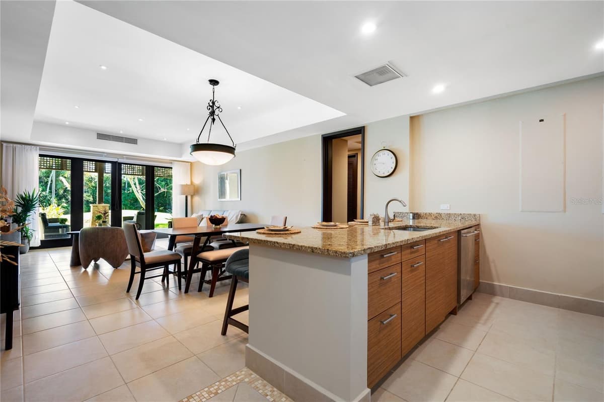 7000 BAHIA BEACH BLV LAS VERANDAS — photo 2 of 37