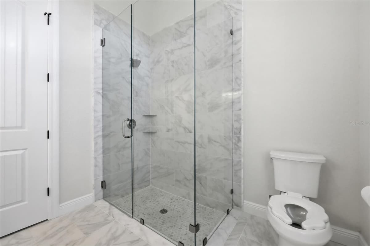 12623 PARK AVENUE — photo 17 of 87