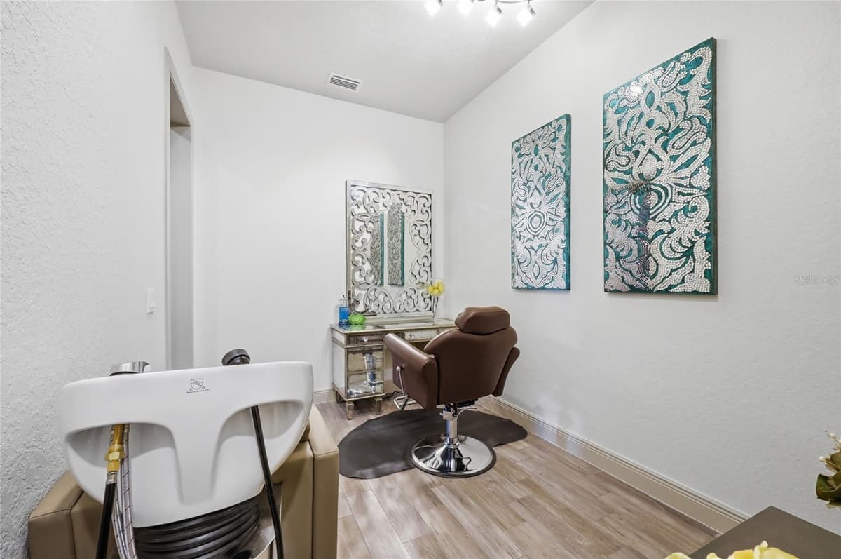 12623 PARK AVENUE — photo 57 of 87
