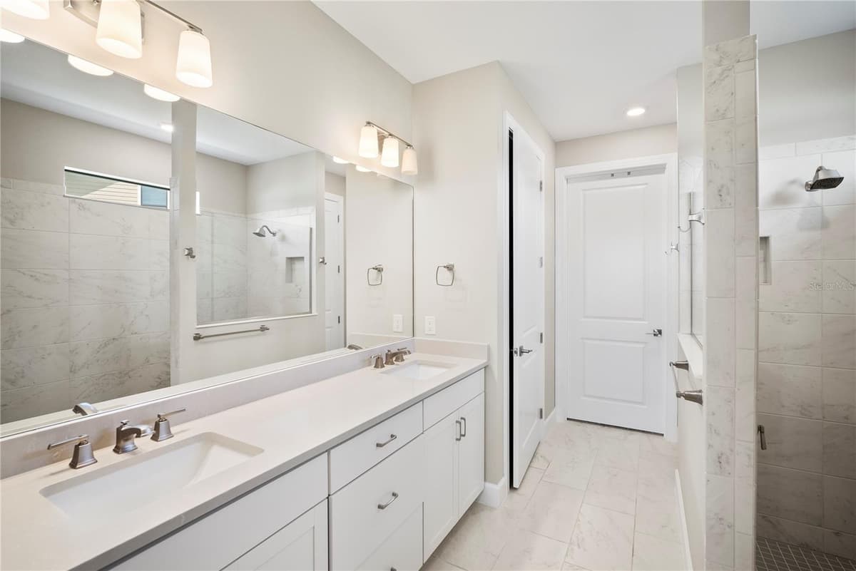 12537 AQUA RESERVE COURT — photo 27 of 47
