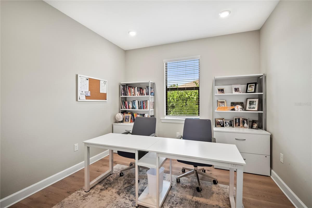 12537 AQUA RESERVE COURT — photo 17 of 47