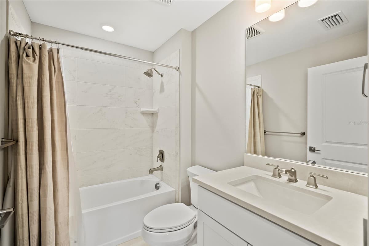 12537 AQUA RESERVE COURT — photo 34 of 47