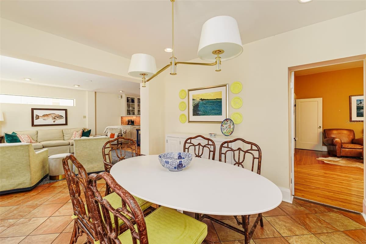 327 MIRAMAR ROAD — photo 19 of 45