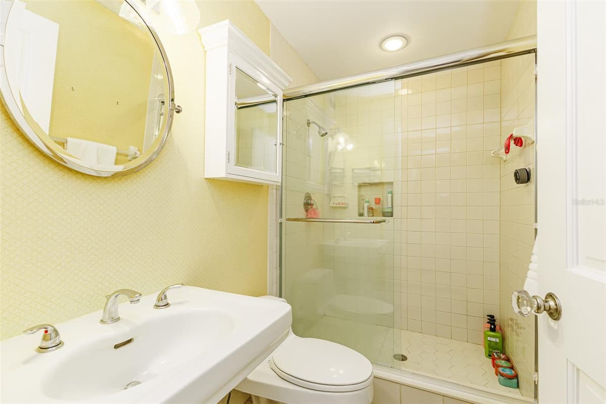 327 MIRAMAR ROAD — photo 31 of 45