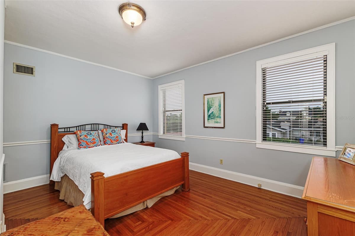 327 MIRAMAR ROAD — photo 38 of 45