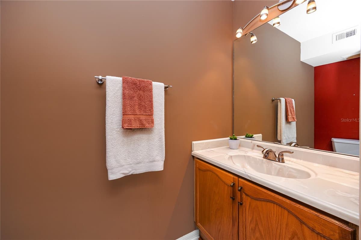 2566 BROOK LANE — photo 13 of 44