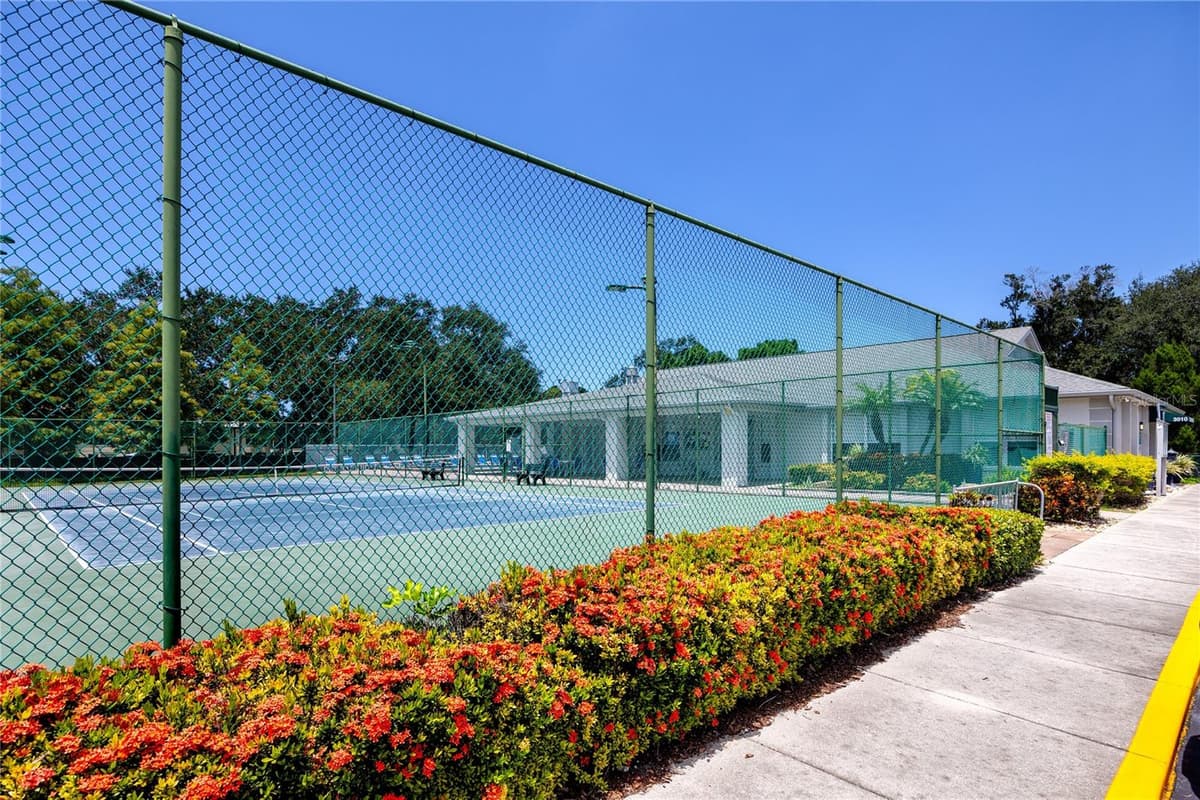 2566 BROOK LANE — photo 32 of 44