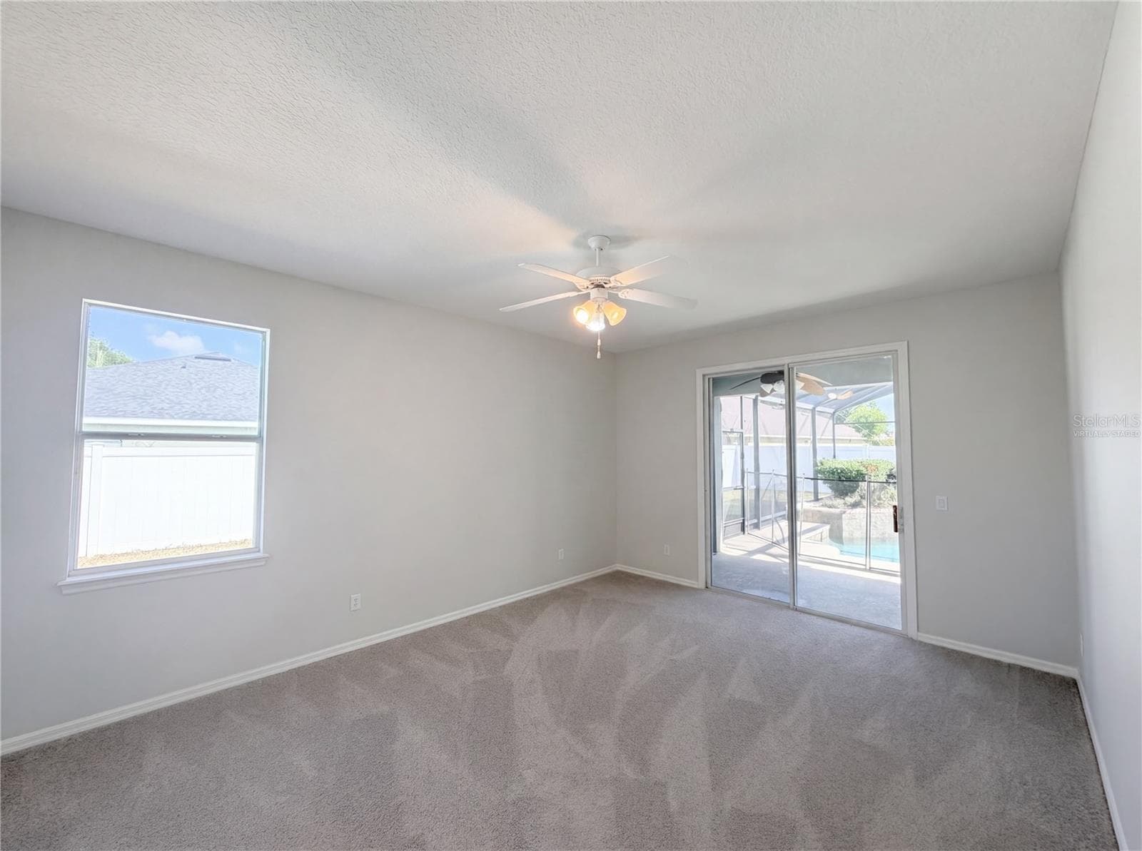 457 AMETHYST AVENUE — photo 4 of 27