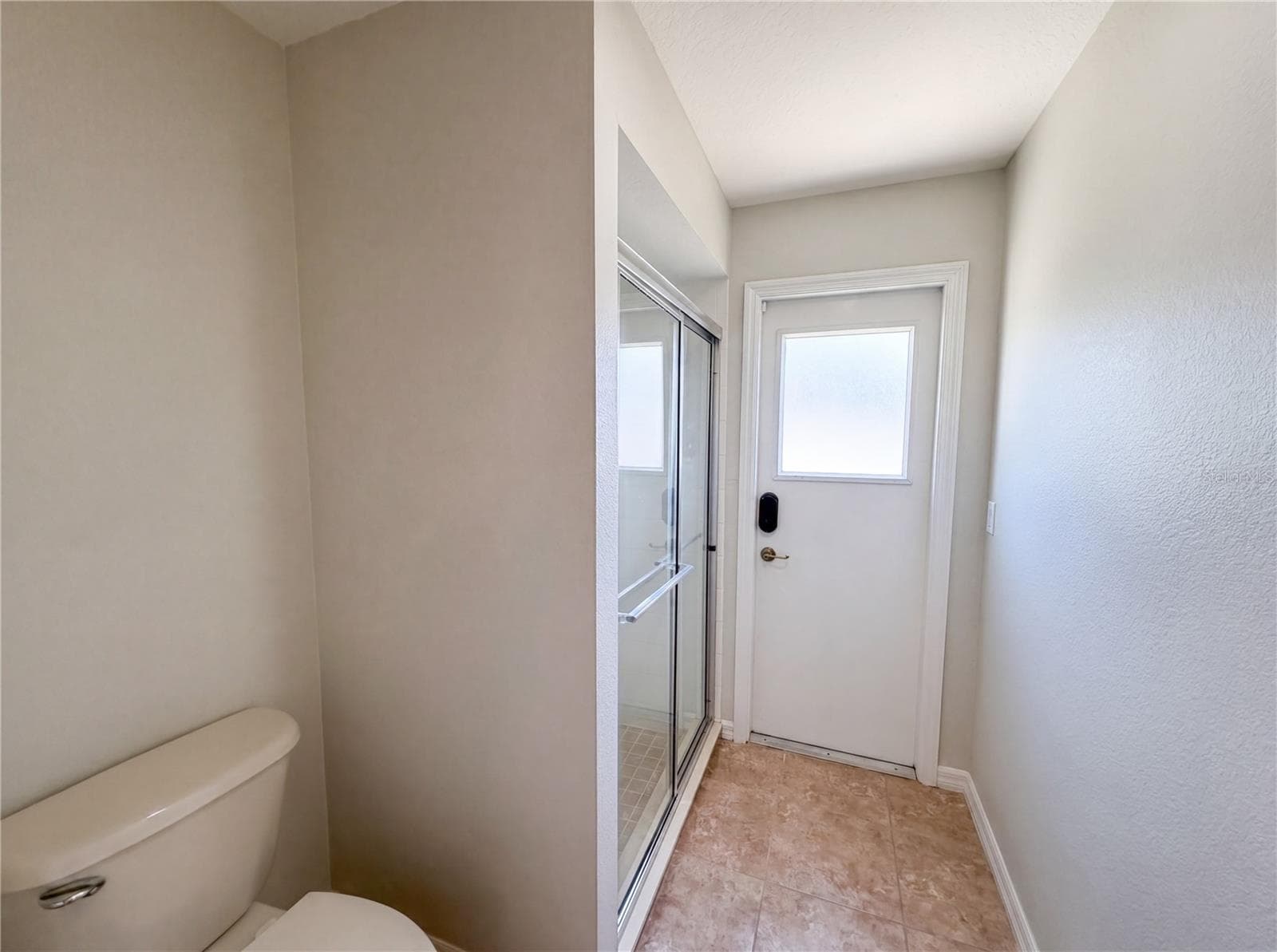 457 AMETHYST AVENUE — photo 17 of 27