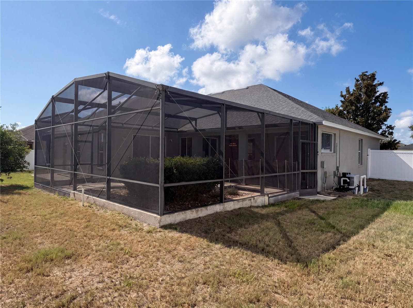 457 AMETHYST AVENUE — photo 5 of 27
