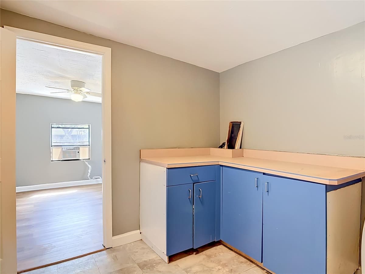 1312 JARECKI AVENUE — photo 34 of 43