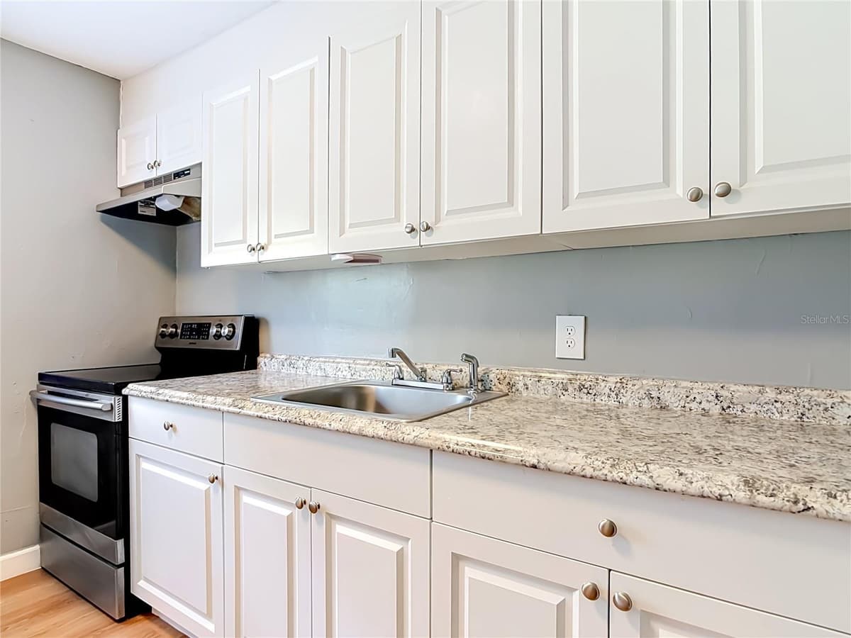 1312 JARECKI AVENUE — photo 16 of 43