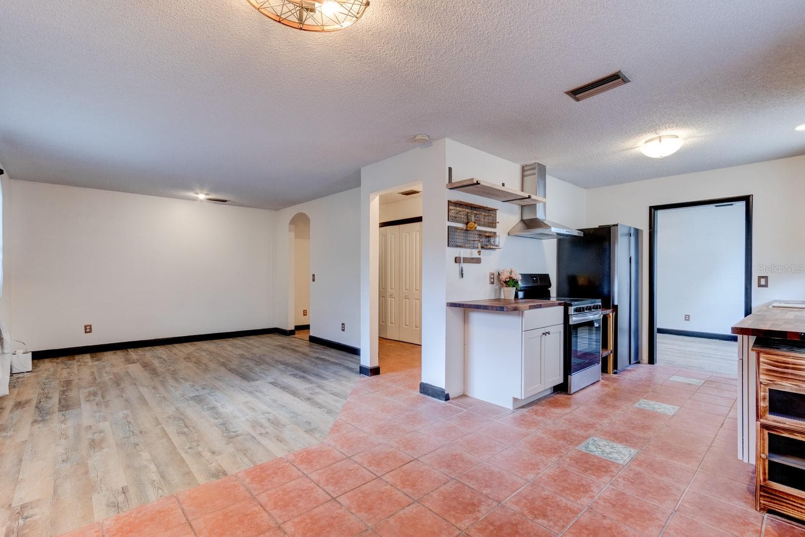 119 BIGELOW DRIVE — photo 4 of 17