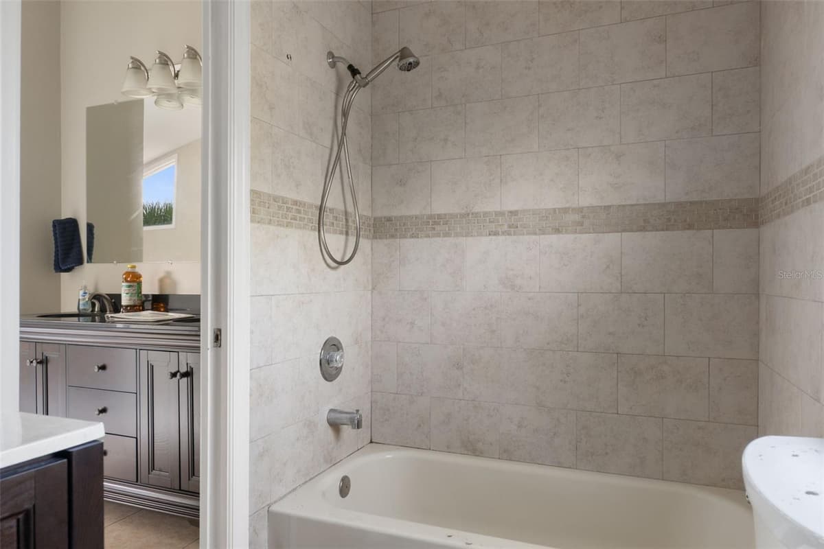 4178 PINE DALE COURT — photo 18 of 27