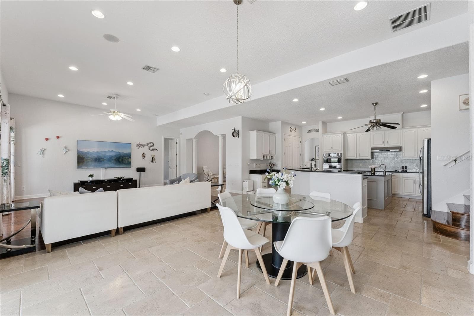 1700 LAKE ROBERTS COURT — photo 16 of 47