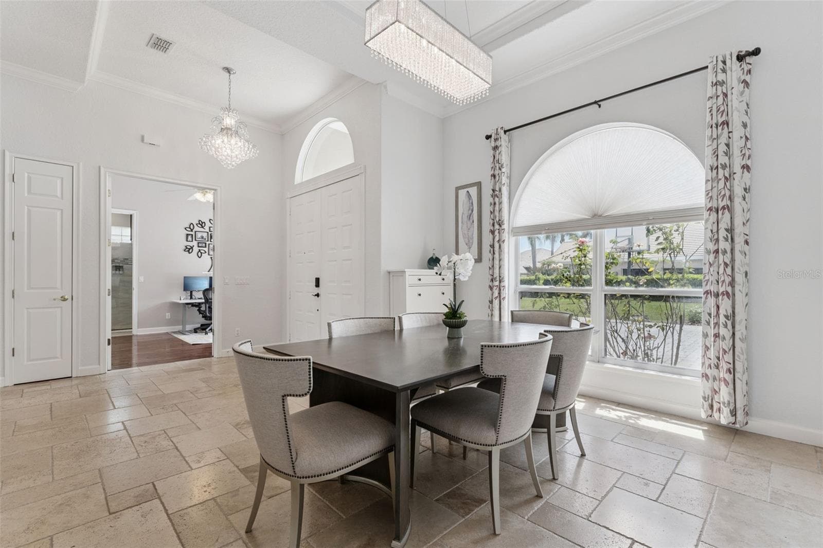 1700 LAKE ROBERTS COURT — photo 3 of 47