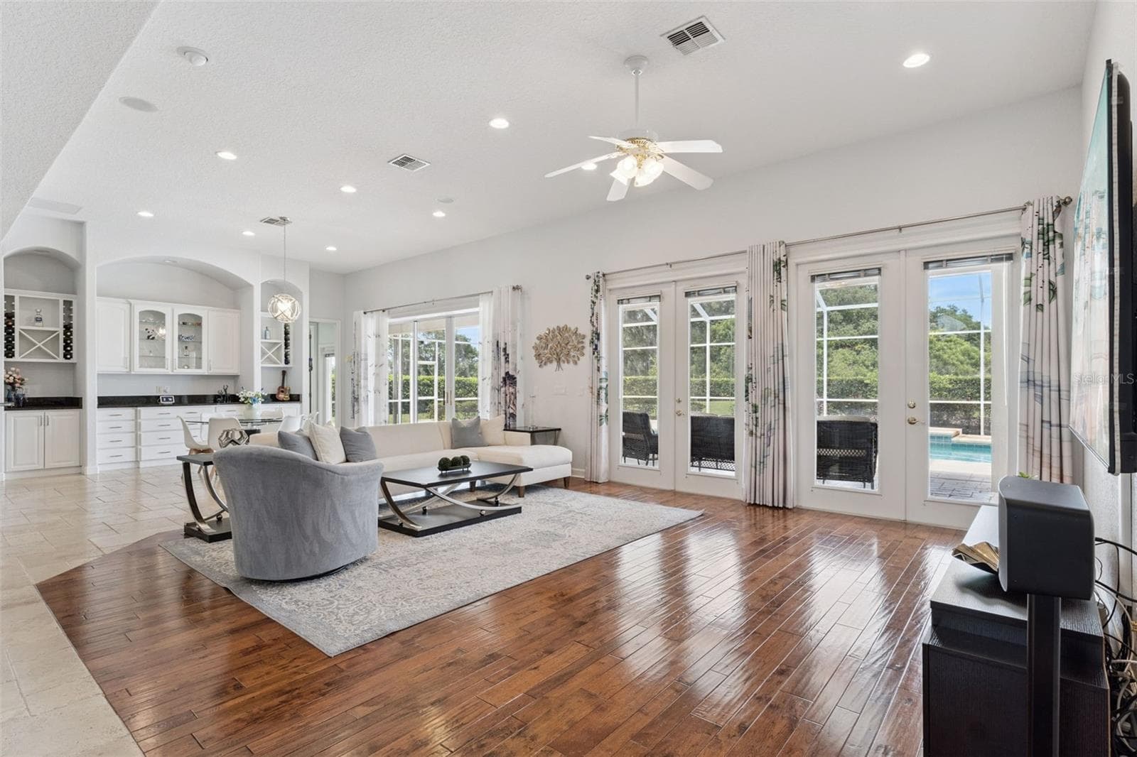 1700 LAKE ROBERTS COURT — photo 8 of 47