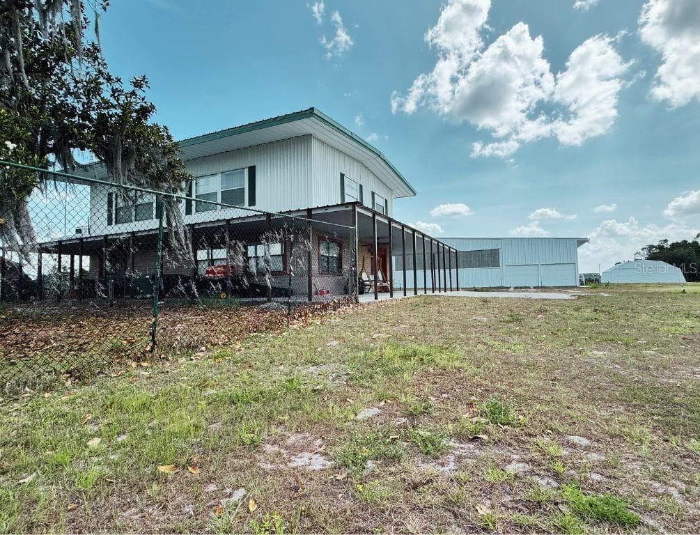 115 HEINLEY ROAD — photo 43 of 49