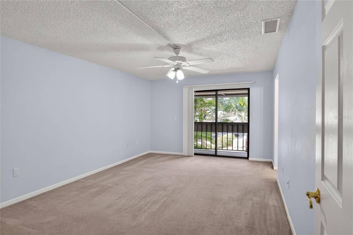 1810 VILLAGE CT — photo 25 of 55