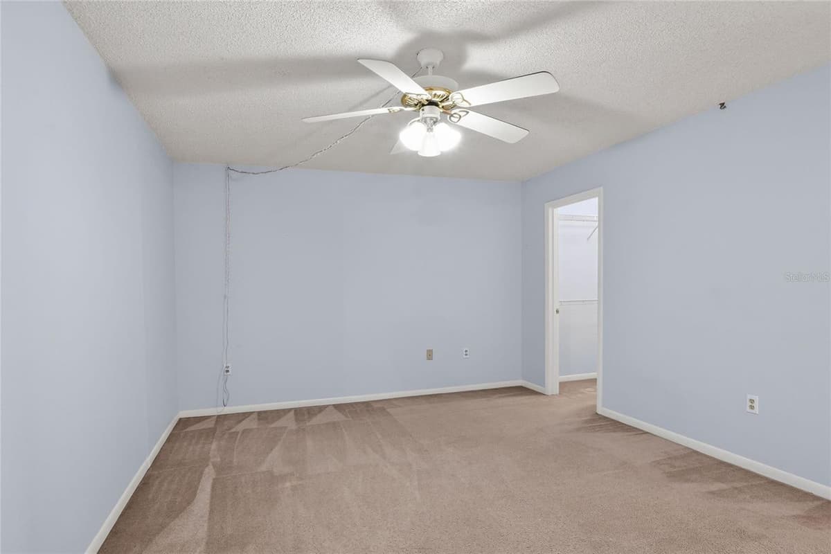 1810 VILLAGE CT — photo 38 of 55