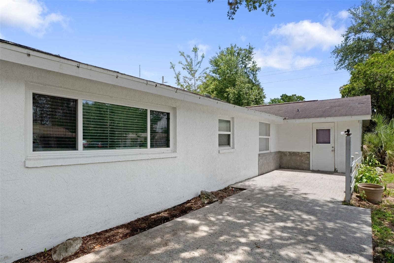 7741 SPANISH TRAIL — photo 4 of 39