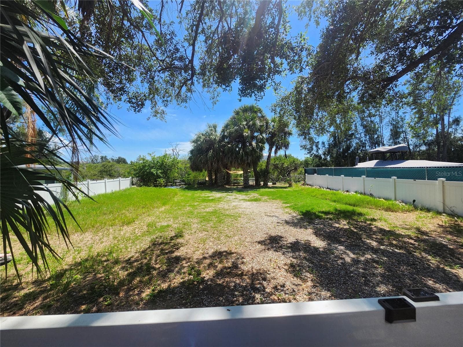 4826 TREASURE DRIVE — photo 4 of 16