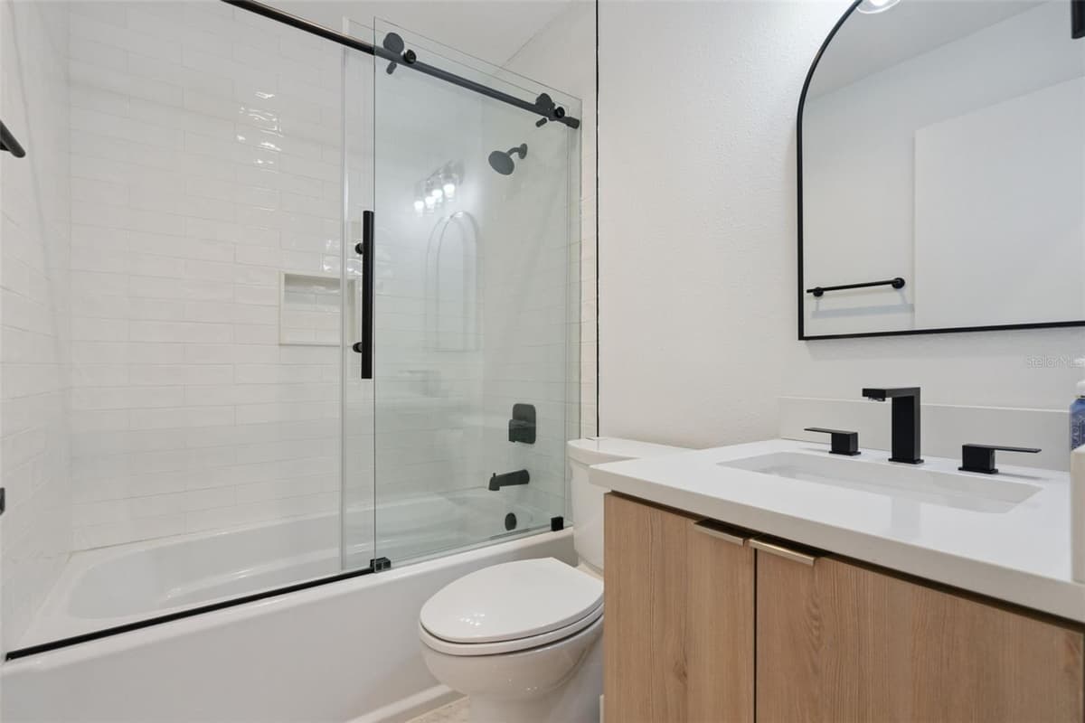 908 CROTON ROAD — photo 37 of 86