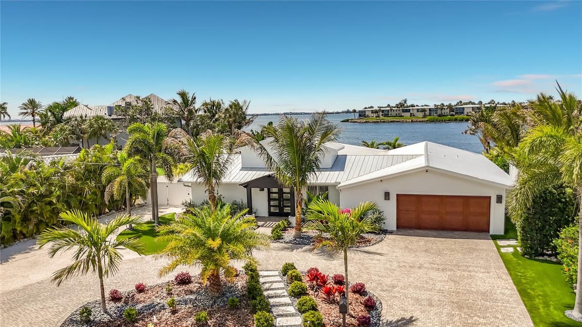 605 KEY ROYALE DRIVE — photo 4 of 98