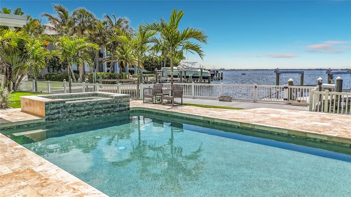 605 KEY ROYALE DRIVE — photo 11 of 98