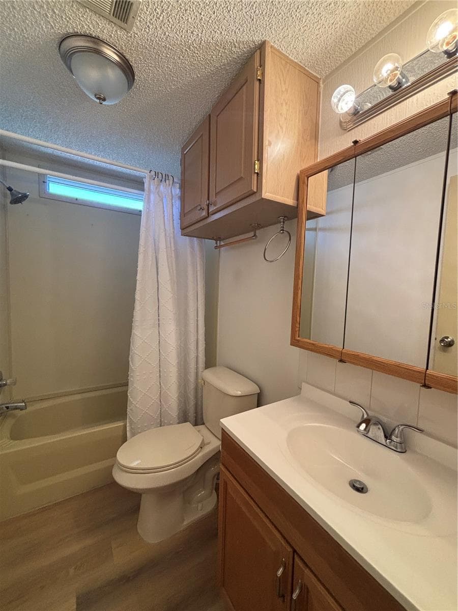 3945 CITRUS CIRCLE — photo 17 of 26