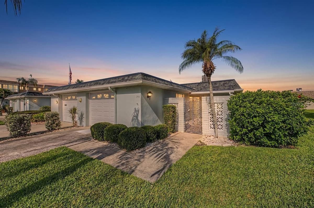 144 BOCA CIEGA POINT BOULEVARD — photo 42 of 45
