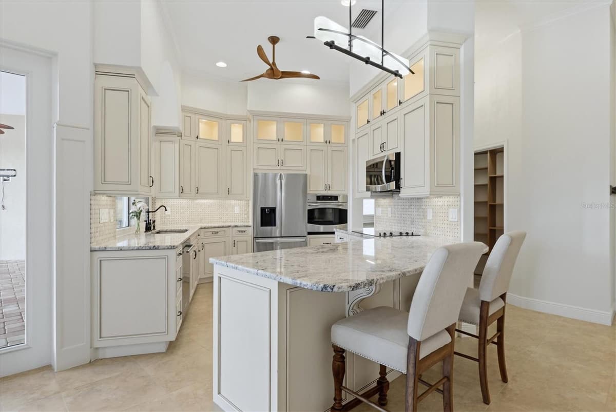 7501 EATON COURT — photo 8 of 64