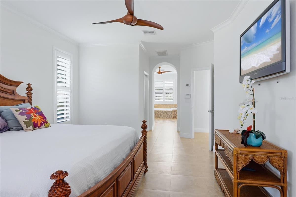 7501 EATON COURT — photo 17 of 64