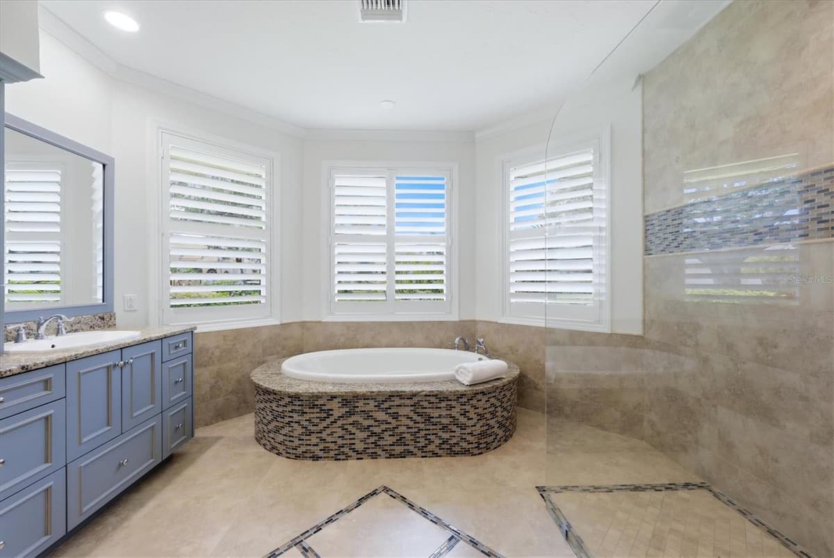 7501 EATON COURT — photo 18 of 64