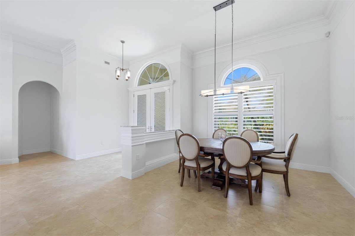 7501 EATON COURT — photo 7 of 64