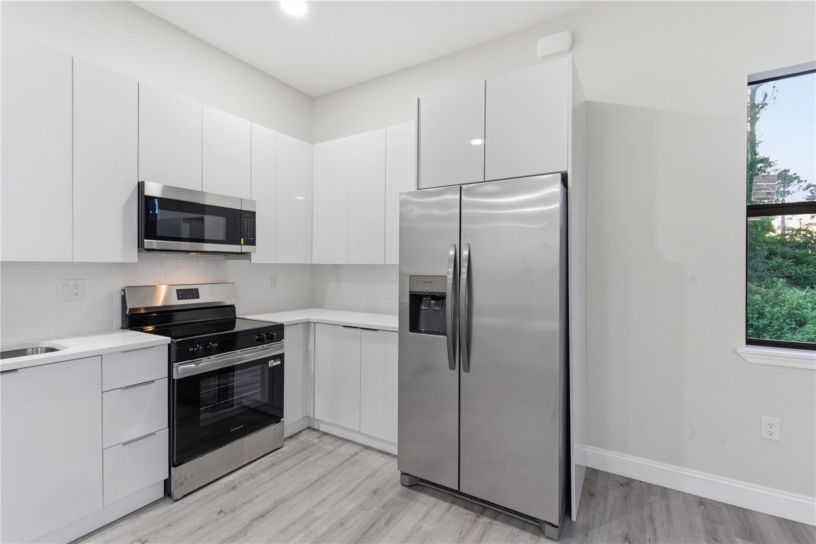 923 MILWAUKEE BOULEVARD — photo 19 of 32