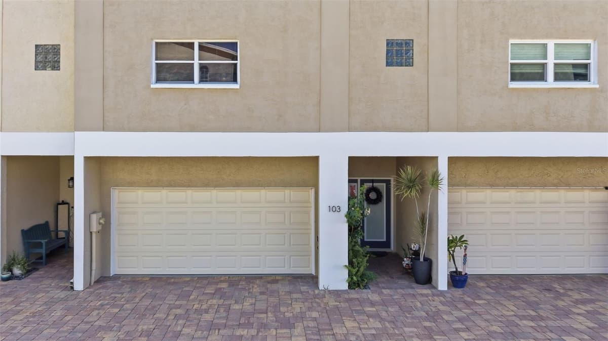 1109 PINELLAS BAYWAY — photo 3 of 55