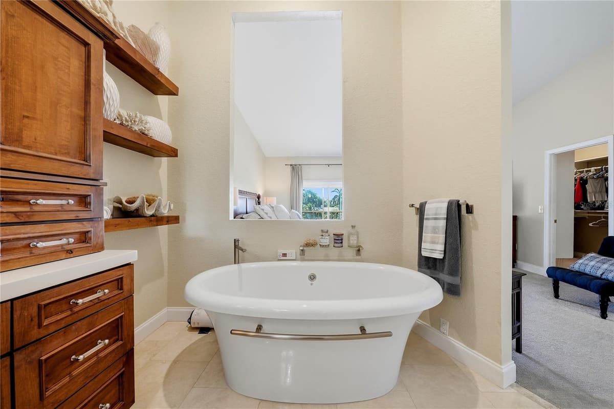1109 PINELLAS BAYWAY — photo 28 of 55