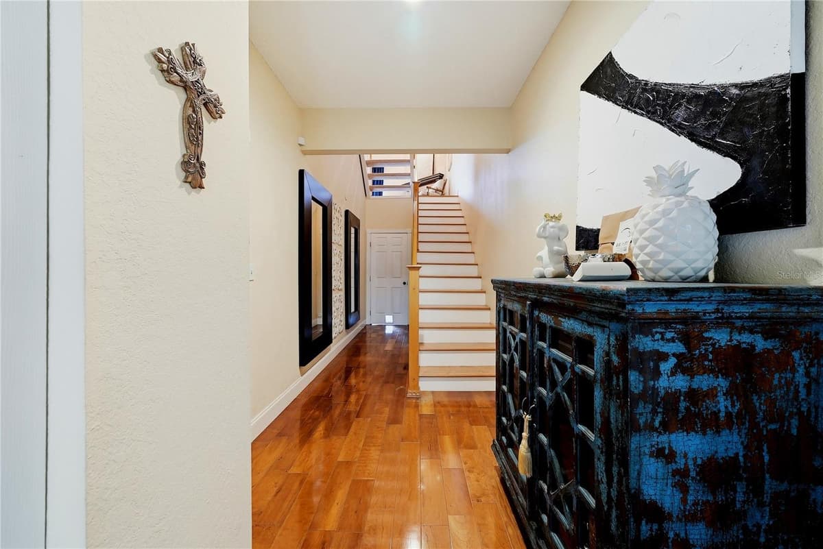 1109 PINELLAS BAYWAY — photo 4 of 55