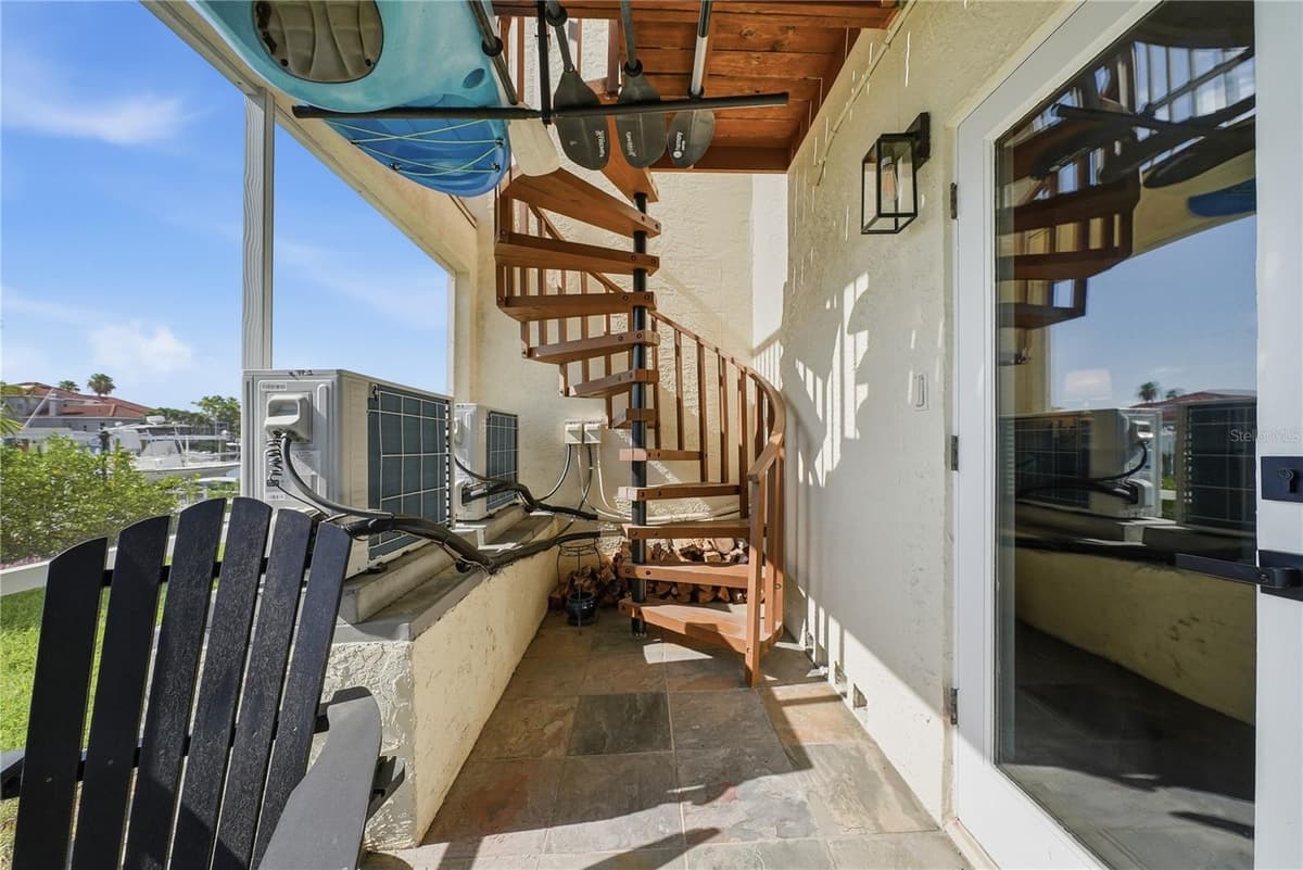 1109 PINELLAS BAYWAY — photo 44 of 55