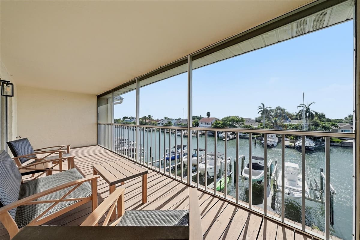 1109 PINELLAS BAYWAY — photo 25 of 55