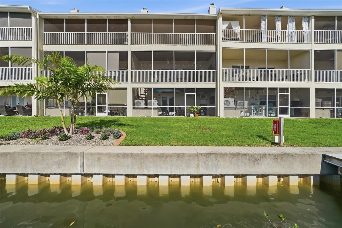 1109 PINELLAS BAYWAY — photo 54 of 55