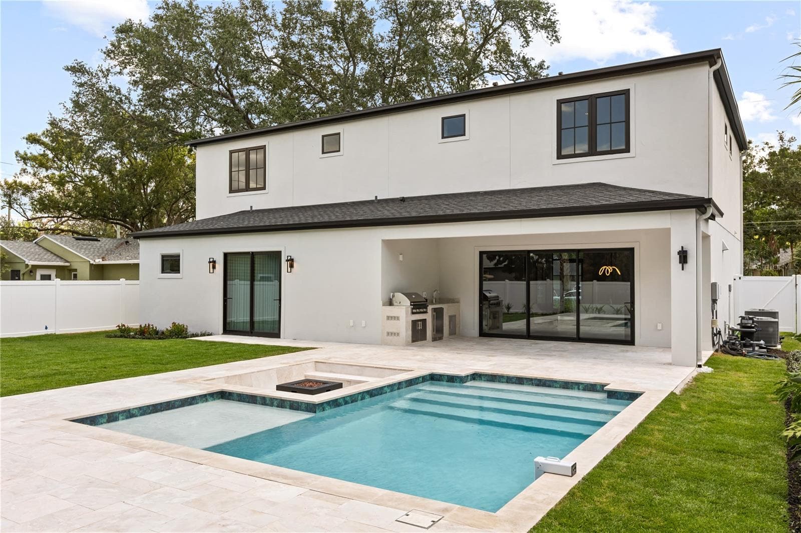 2315 WEBER STREET — photo 32 of 39