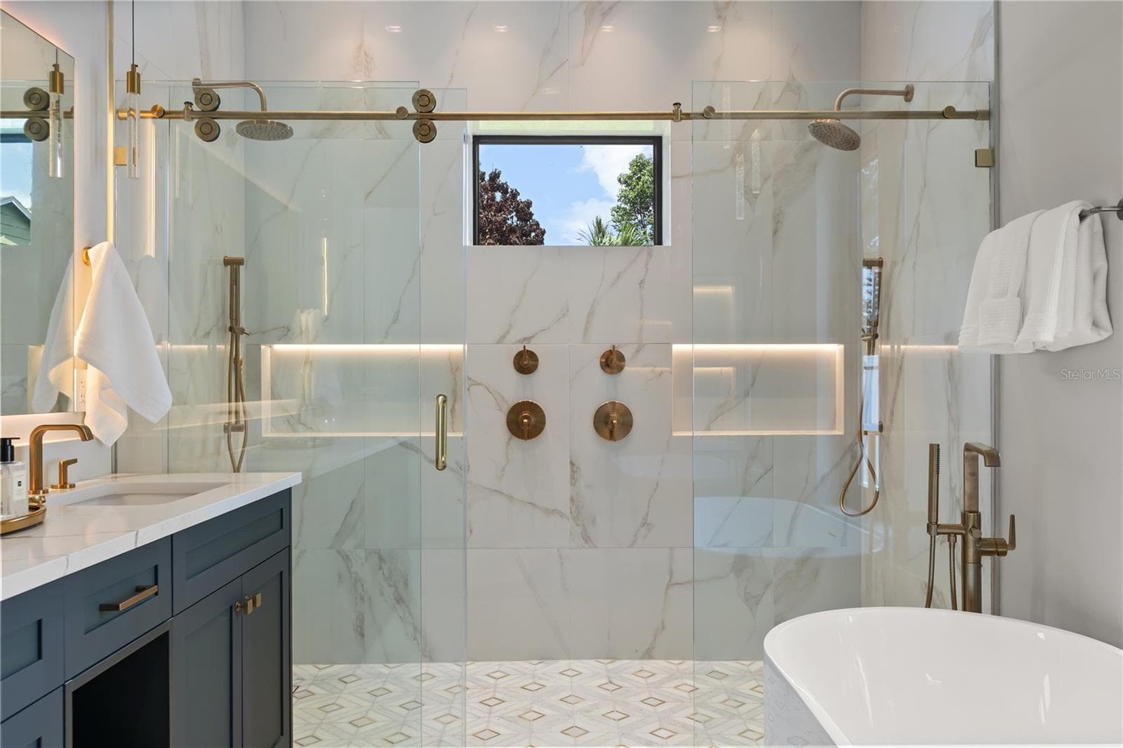 2315 WEBER STREET — photo 19 of 39