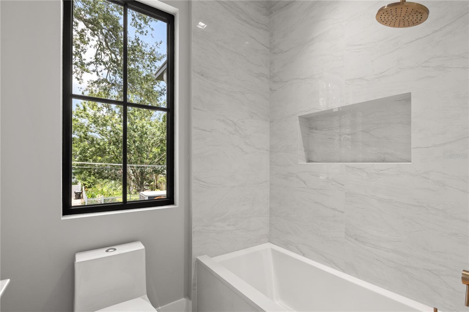 2315 WEBER STREET — photo 23 of 39
