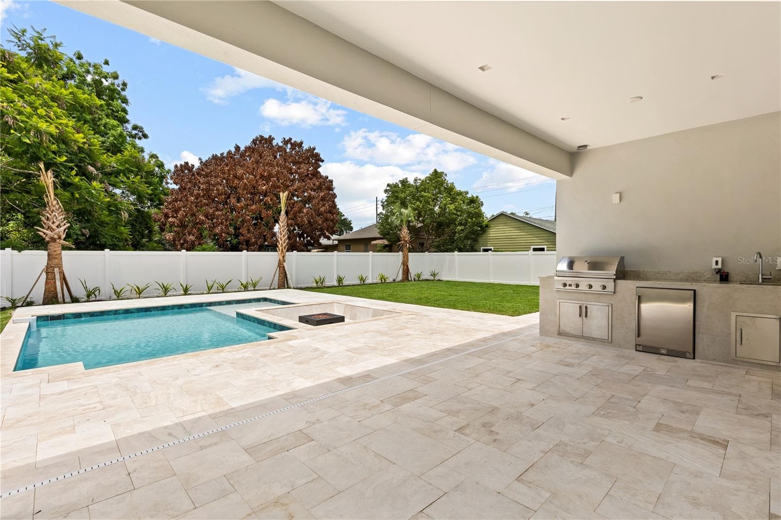 2315 WEBER STREET — photo 34 of 39