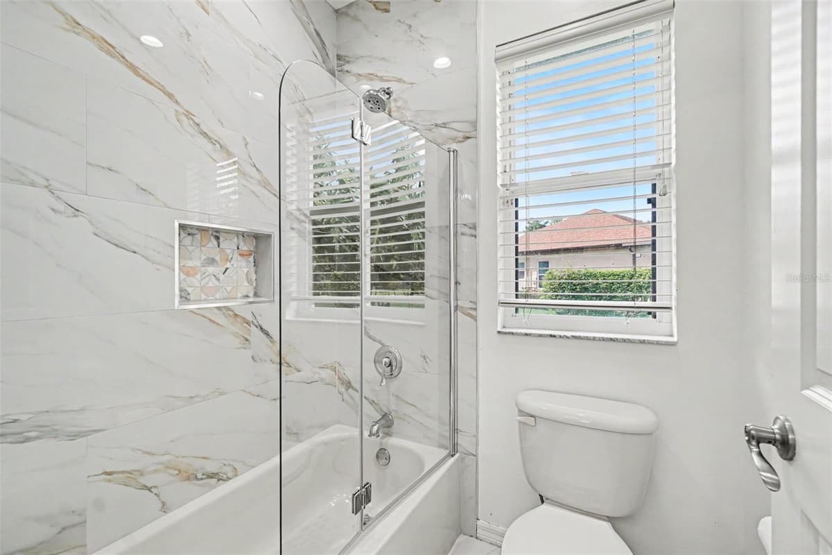 15220 BLACKHAWK DRIVE — photo 26 of 32